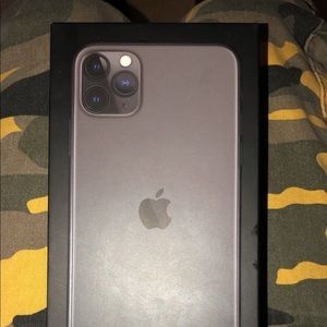 iPhone pro max 64gb unlocked brand new in box